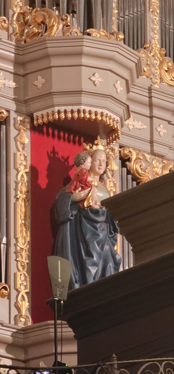 photo_2025-10-10_16-15-25